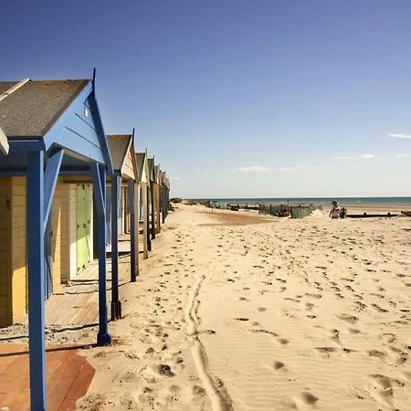 Panoramic Sea Views In Beachfront Apt W Balcony Bognor Regis Esterno foto